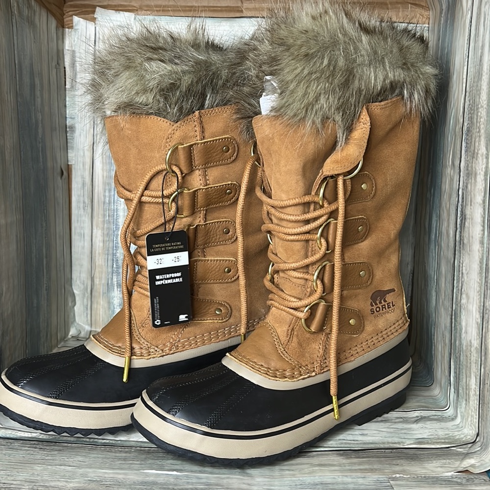 SOREL - Women's Joan of Arctic Waterproof Insulated Winter Boot fur ✅